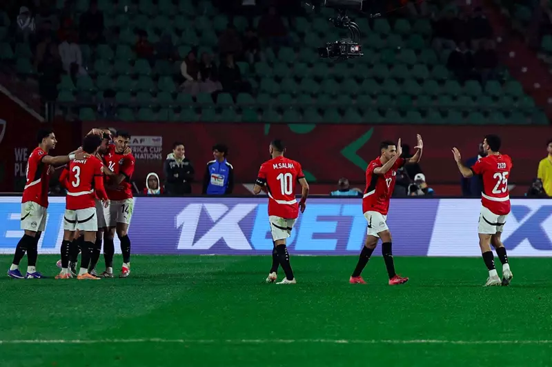 لم يخسر مطلقا.. ماذا ينتظر منتخب مصر أمام منافسه المجهول بربع النهائي؟ 